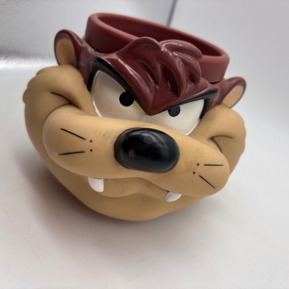 Looney Tunes Taz Tazmanian Devil Plastic Collectible Character Mug - Picture 6 of 13
